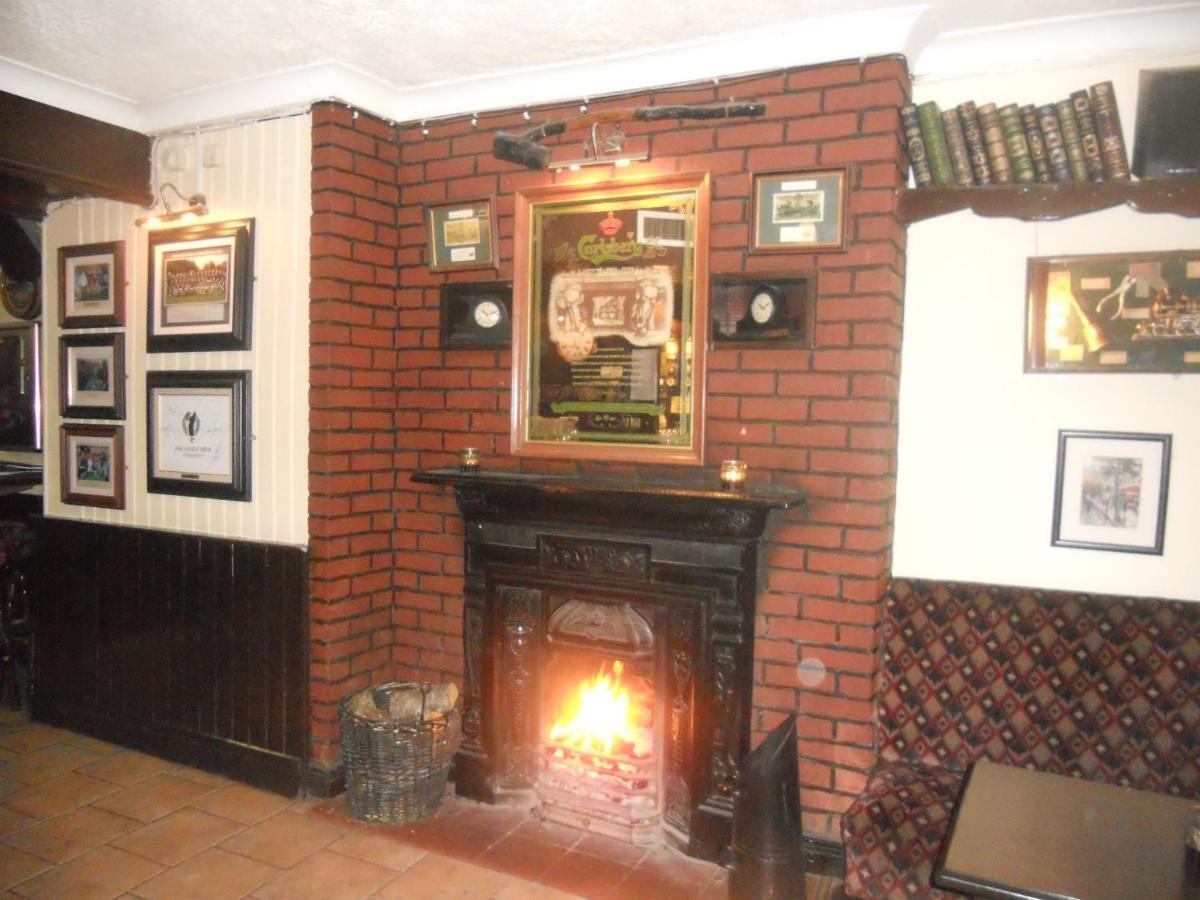 Leitrim Inn Carrick-on-Shannon ภายนอก รูปภาพ