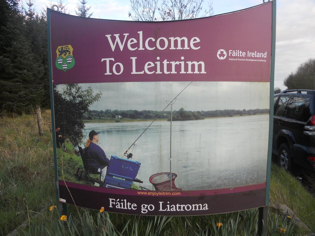 Leitrim Inn Carrick-on-Shannon ภายนอก รูปภาพ